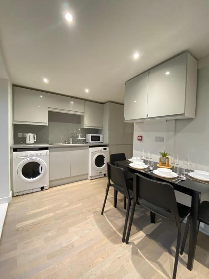 Cozy En-suite Near Stratford Guest house London