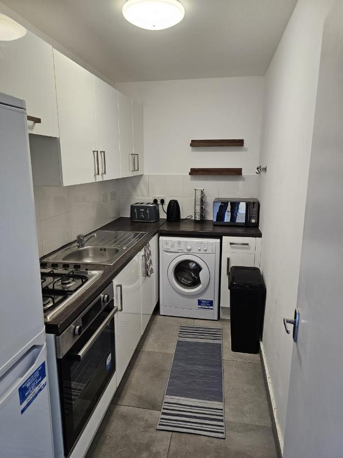 Appartement 3 Bedroom In Finsbury Park Londen