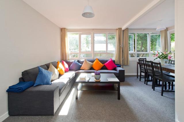 Appartement Joivy Spacious Apt With Private Yard In Notting Hill *