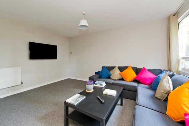 Appartement Joivy Spacious Apt With Private Yard In Notting Hill