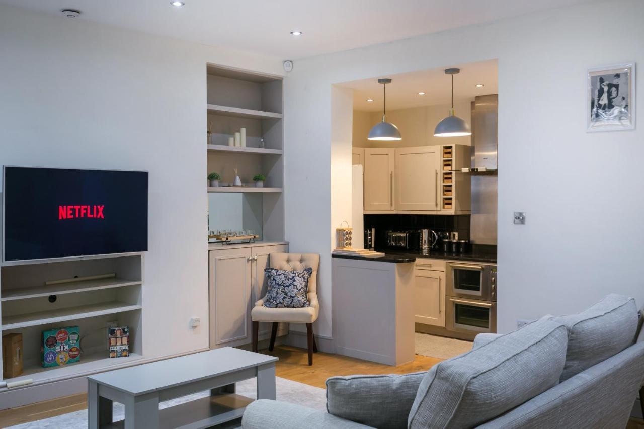 The Notting Hill - 2 Bedroom Close To Hyde Park Londen