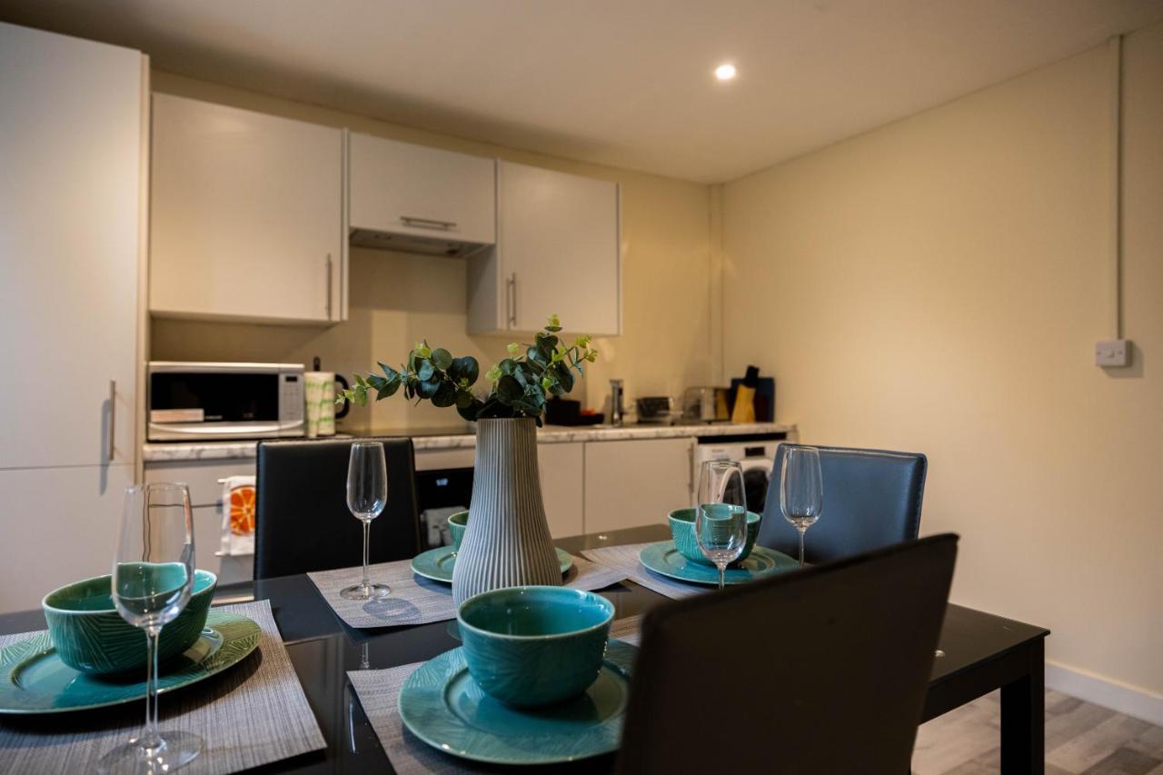 3 Bedrooms-8guests-babycot-15mintopepys-freeparkg Appartement Londen