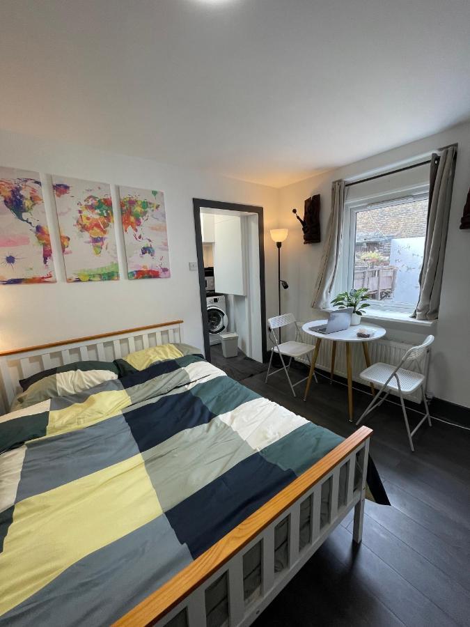 Homestay Rainbow House *