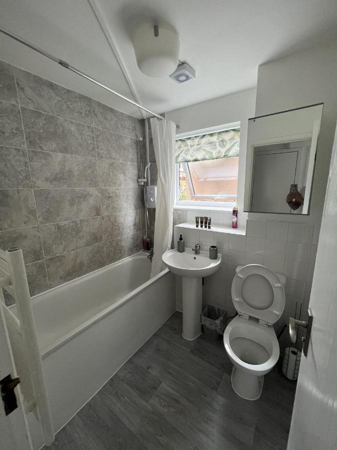Apartment Canary Wharf Haven - Spacious & Homely Entire 1 Bedroom Flat