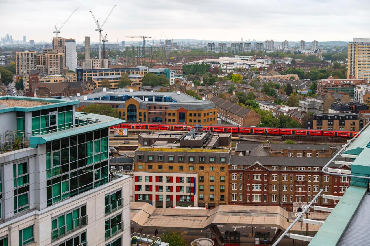 Vauxhall Skyline * Londen