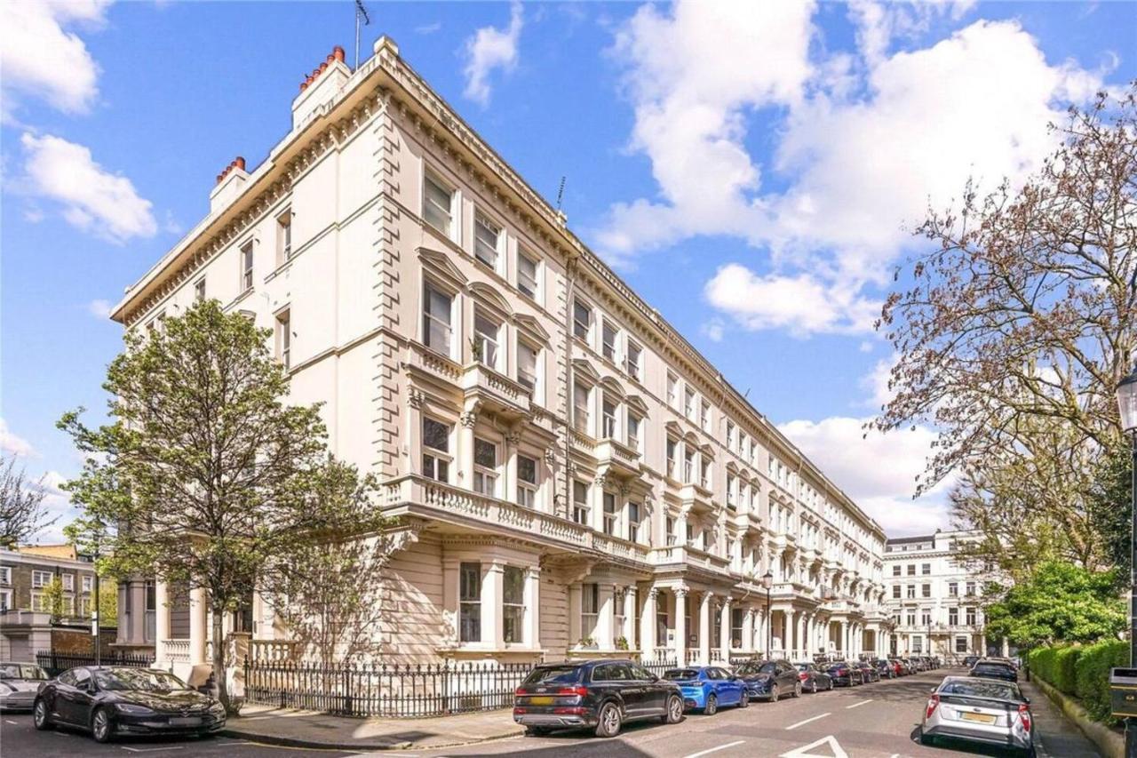 Amazing Flat Near South Kensington - 2 To 3 Bedrooms *