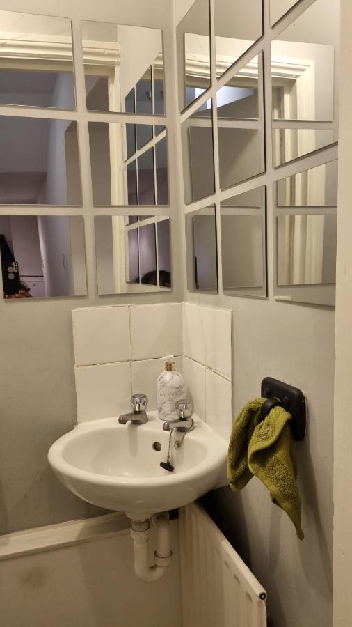 33 Camden Square - Double Homestay London