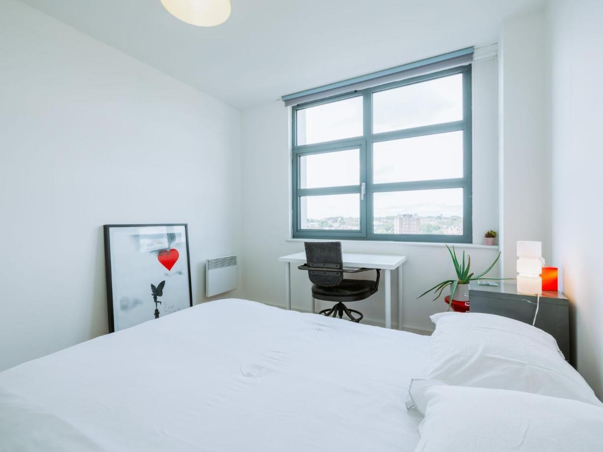 Pass The Keys: Canal View Flat Near Old St And Dalston * London