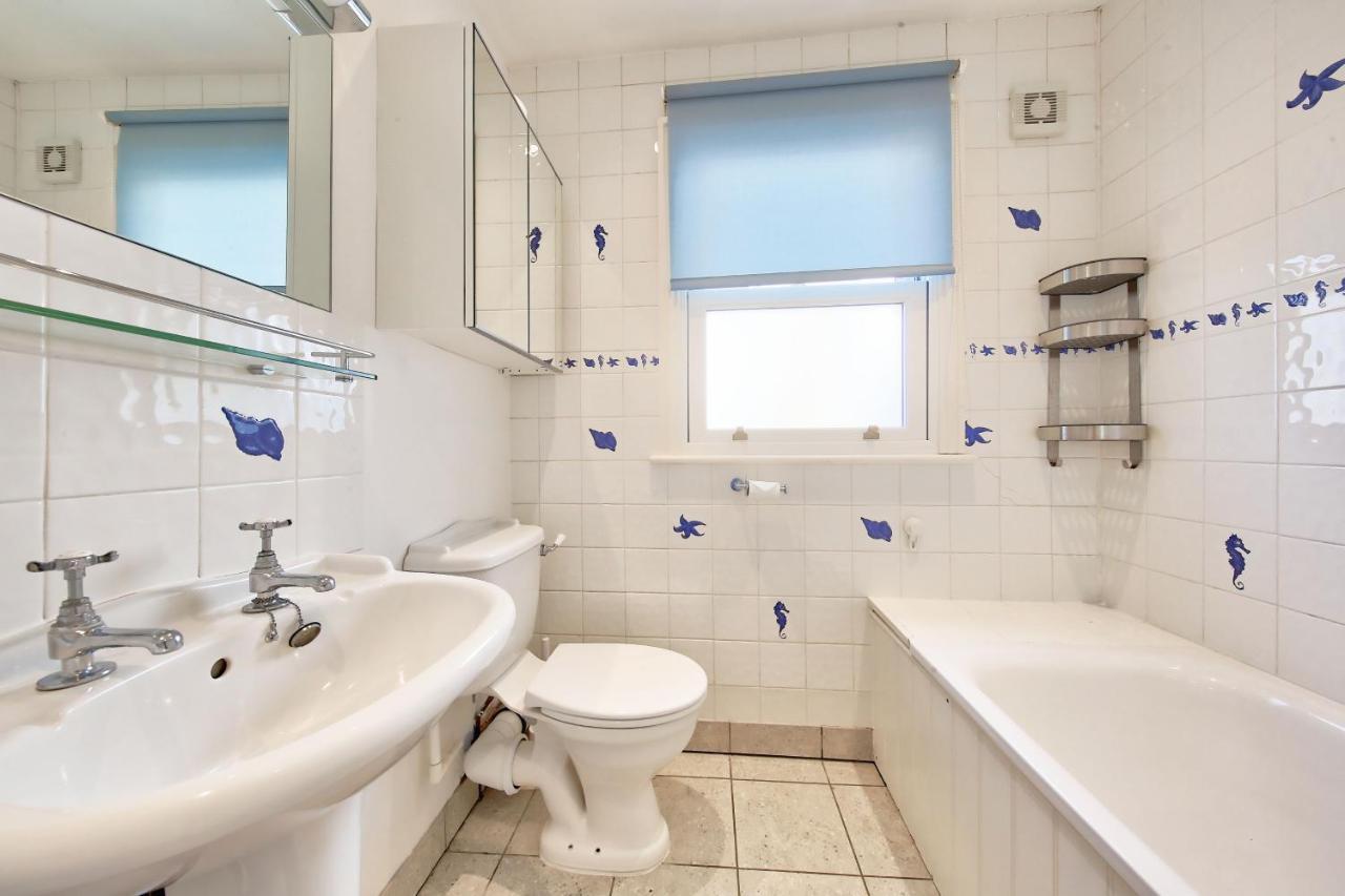 Family 4-bed House & Secluded Garden - Wimbledon * Londres