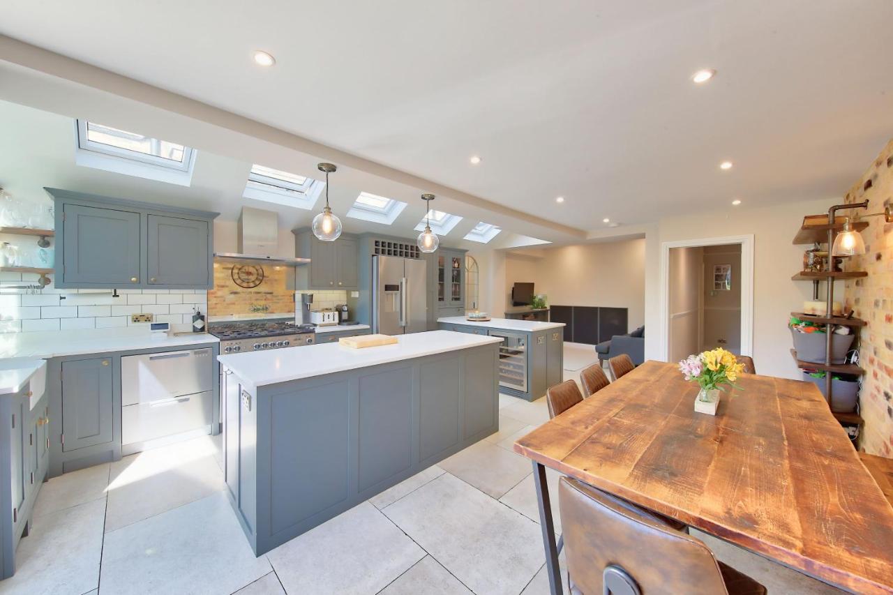 Family 4-bed House & Secluded Garden - Wimbledon Londres