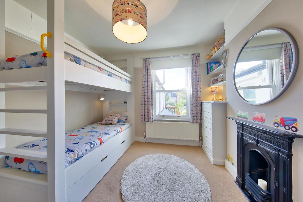 Сasa de vacaciones Family 4-bed House & Secluded Garden - Wimbledon *