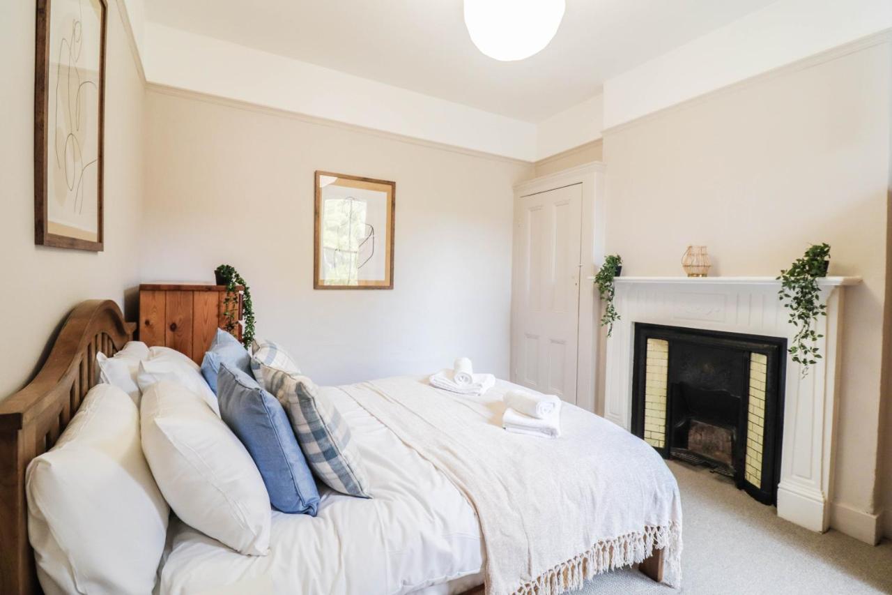 Stunning 5 Bed House In Clapham - Free Wifi! Сasa de vacaciones *