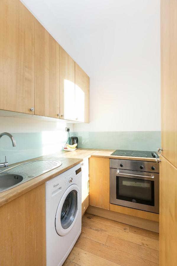 Sun Drenched 1 Bedroom In Farringdon London