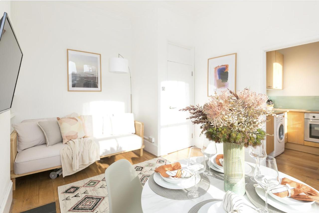 Sun Drenched 1 Bedroom In Farringdon London