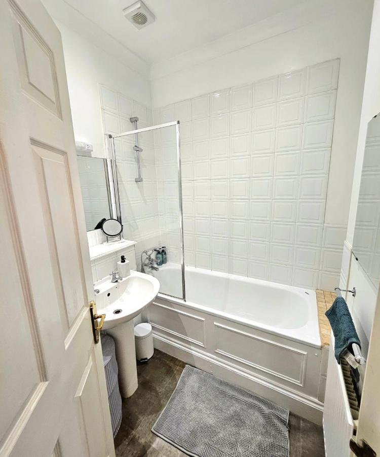 Lovely One Bedroom In Marylebone - 4 People Apartment *