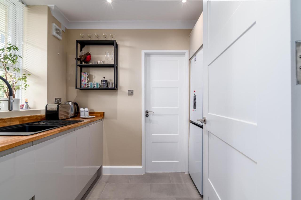1 Bedroom In Vauxhall Near Big Ben Apartment London