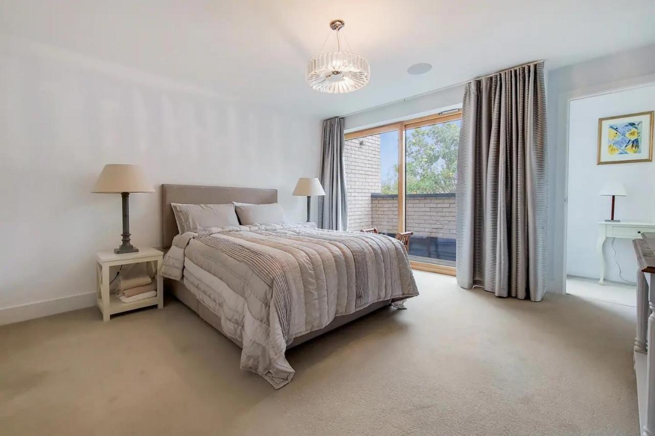Vw5 - Luxury 3 Bed Townhouse With Parking Holiday home