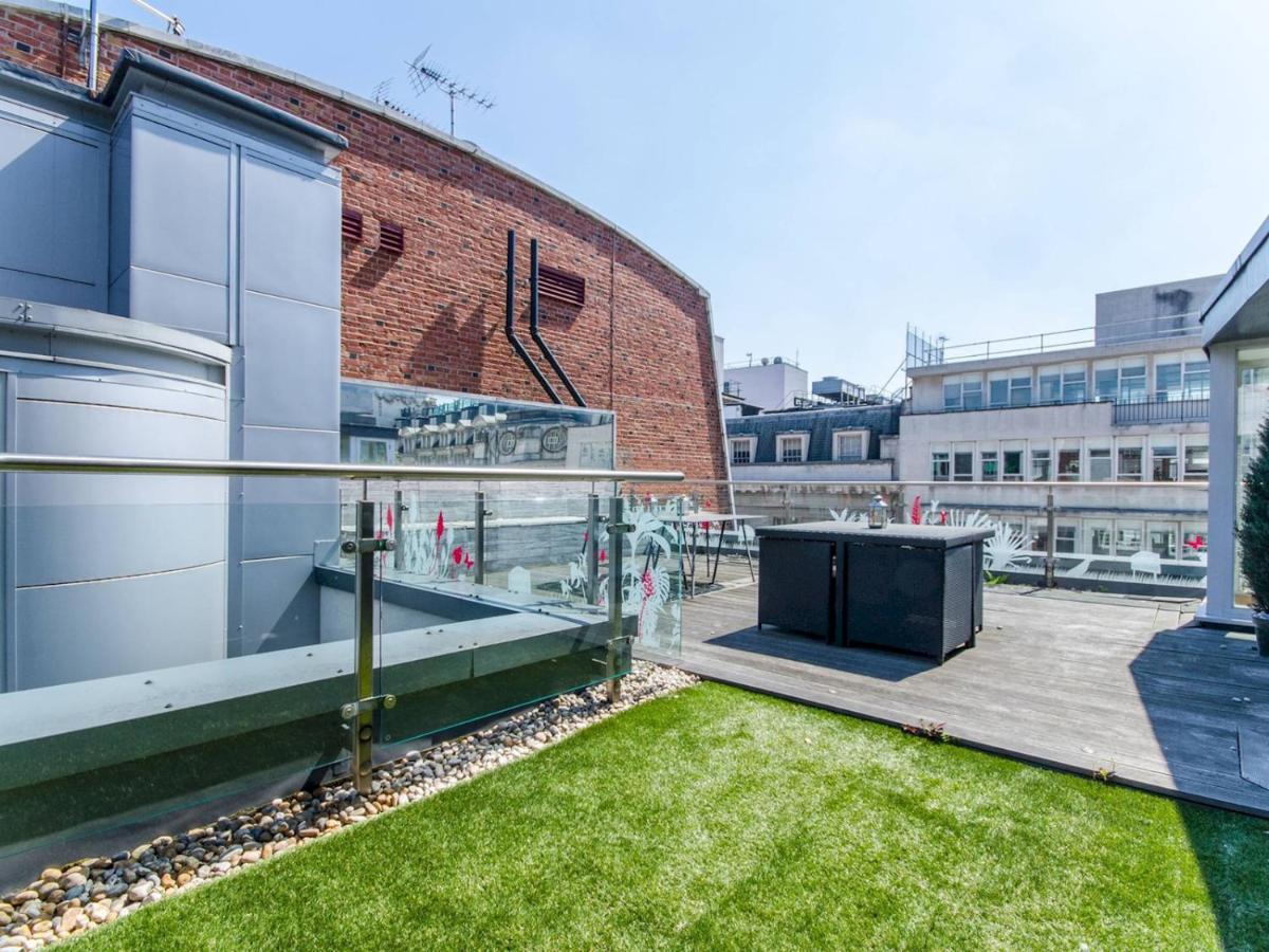 Pass The Keys Gorgeous 3-bed With Large Roof Terrace, Very * London