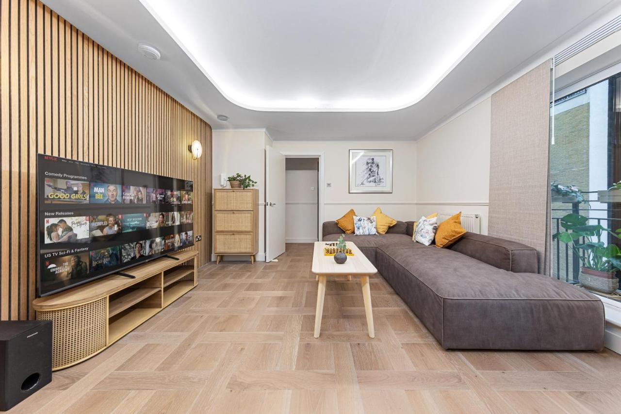 Tranquil 2 Bedroom Close To St. Paul's Cathedral Appartement Londen