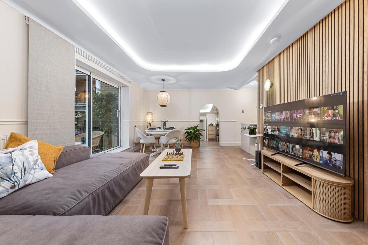 Tranquil 2 Bedroom Close To St. Paul's Cathedral Appartement Londen