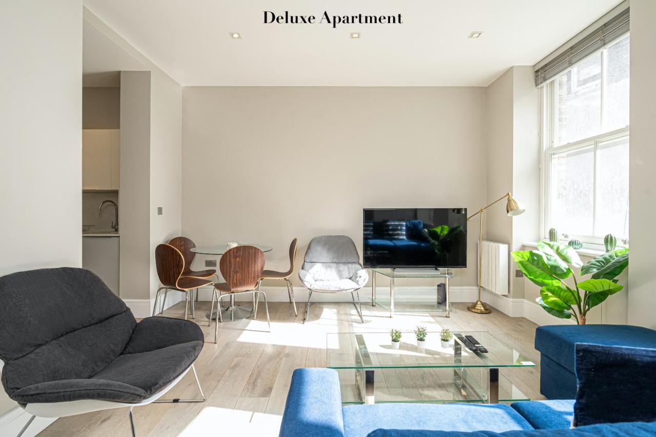 Superb Opposite Edgware Road Station * Londen
