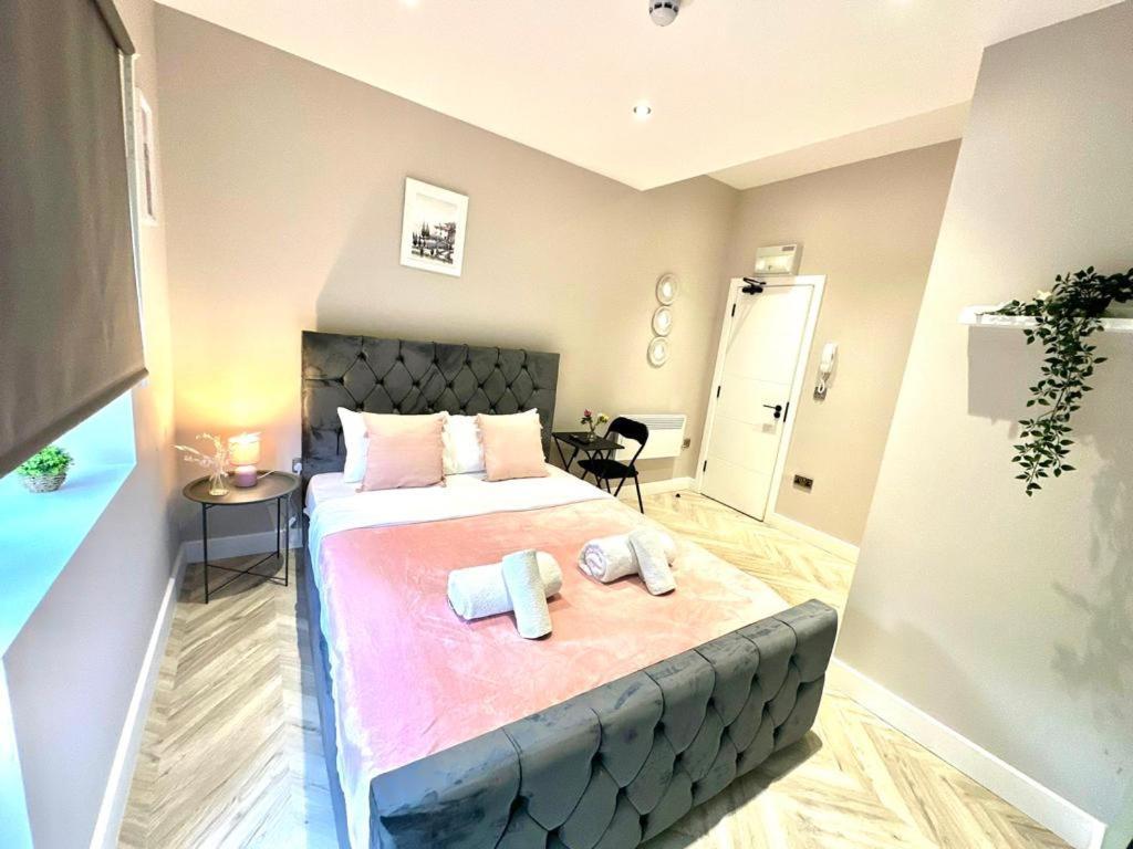 Lewisham Suites - Se6 * Londen