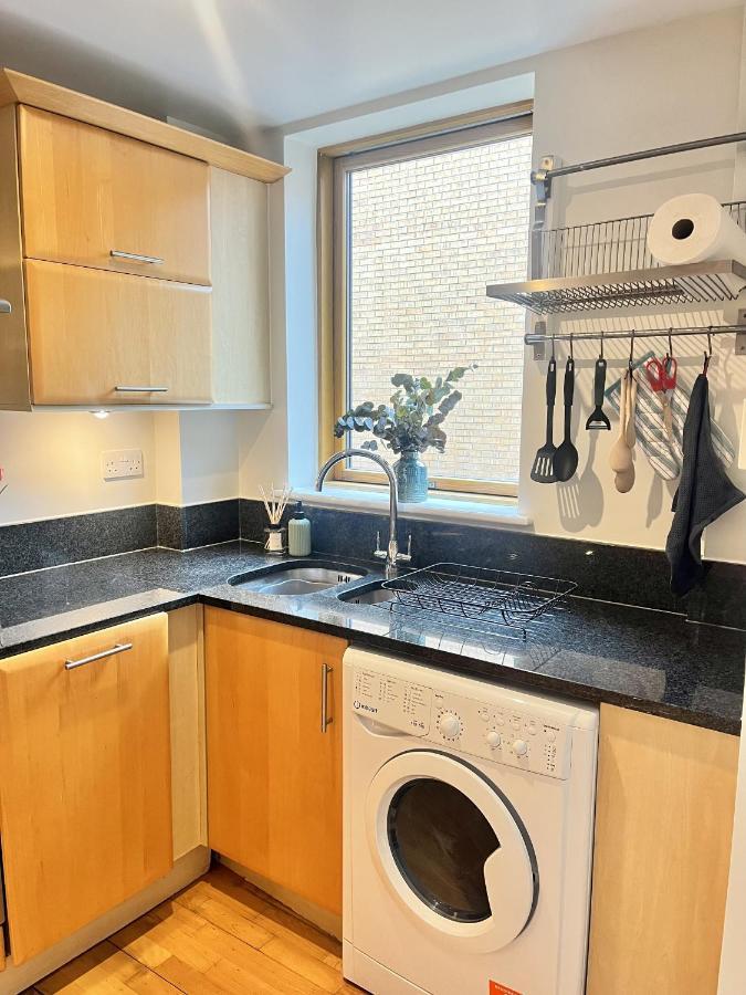 Spacious Mews Apartment, Clapham London