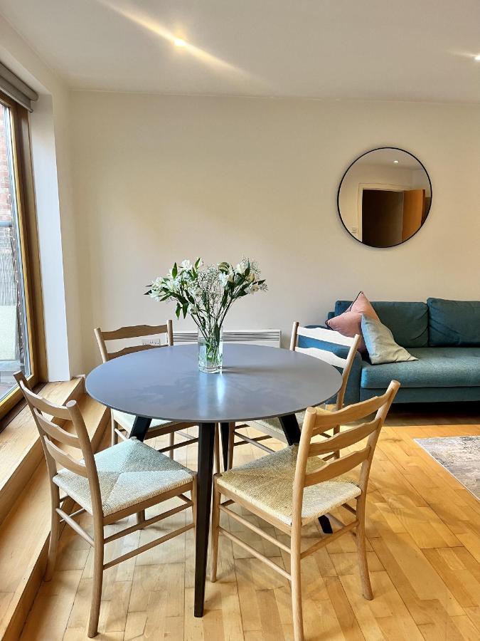 Apartment Spacious Mews Apartment, Clapham