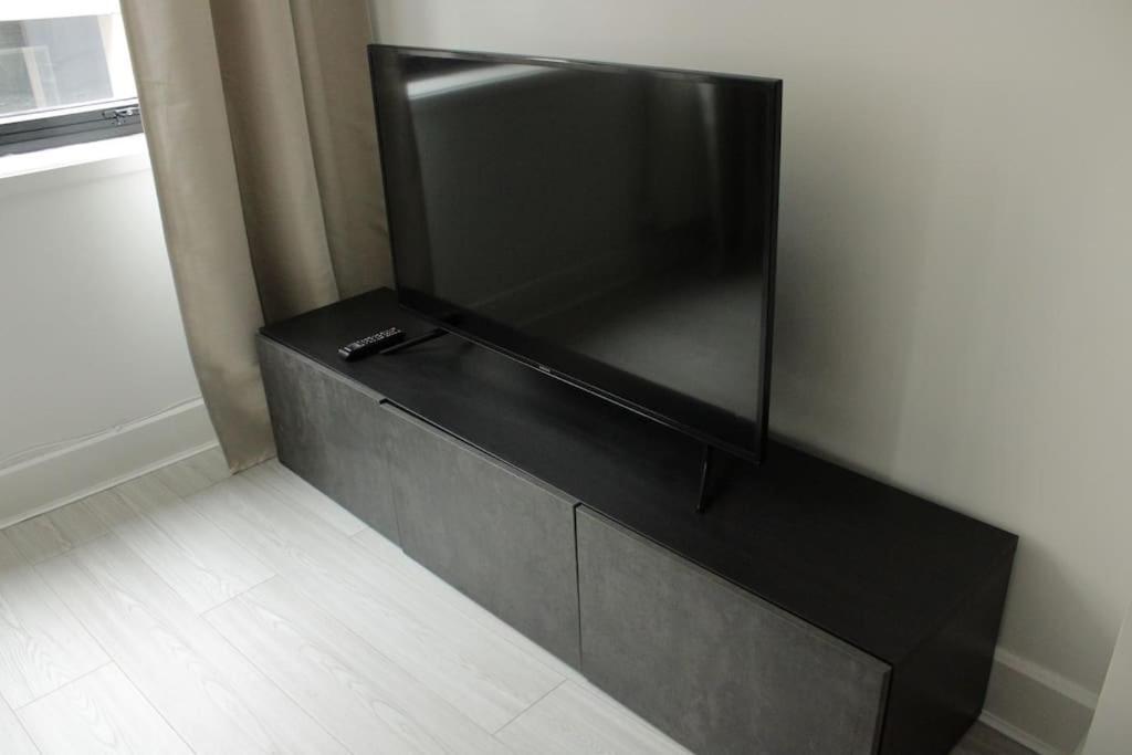 2 Bedroom Modern And Stylish Londen