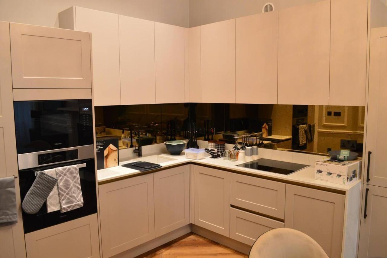 Apartment Stunning 2 Bedroom In London's Chelsea *