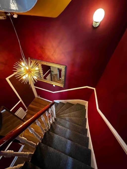 Apartment Stylish For 3 Near Regent's Park N3 *