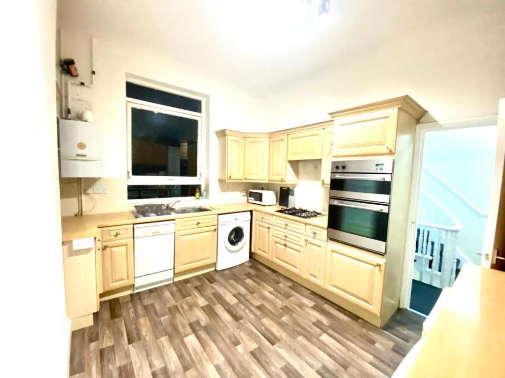 Beautiful House In Apartamento
