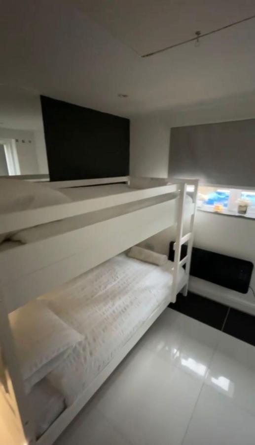 The Privacy Annex Balham Guest house