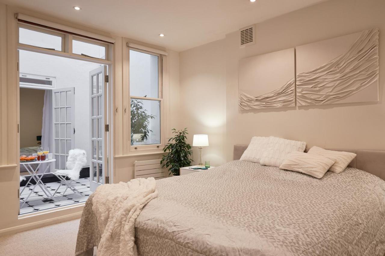 Hyde Park Luxury Two-bedroom With Patio * London