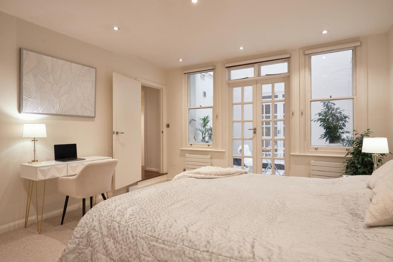 Hyde Park Luxury Two-bedroom With Patio * London