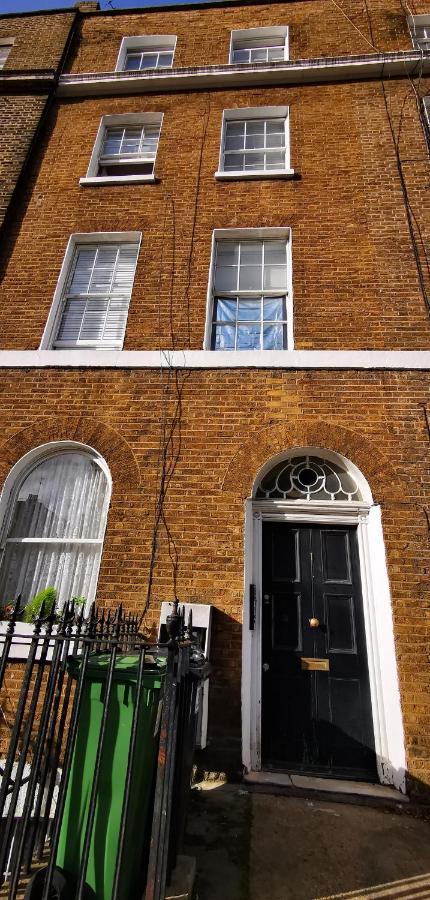 Central London Rooms Homestay *