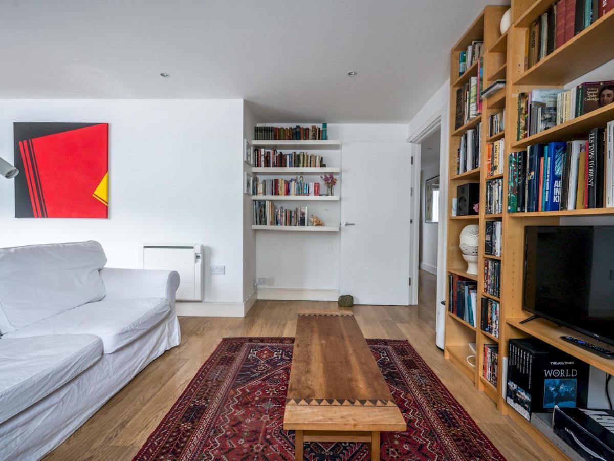 Cosy And Spacious Flat Near Bridge Apartment *