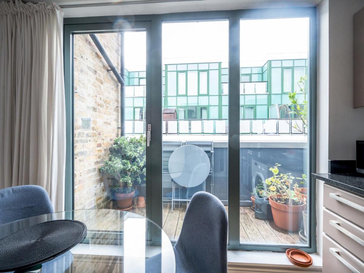 Cosy And Spacious Flat Near Bridge Apartment