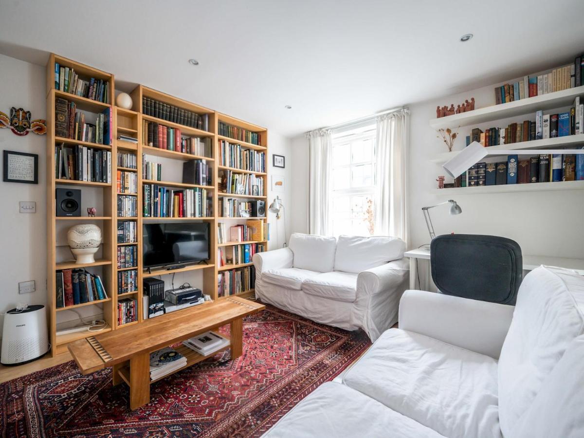 Apartment Cosy And Spacious Flat Near Bridge London
