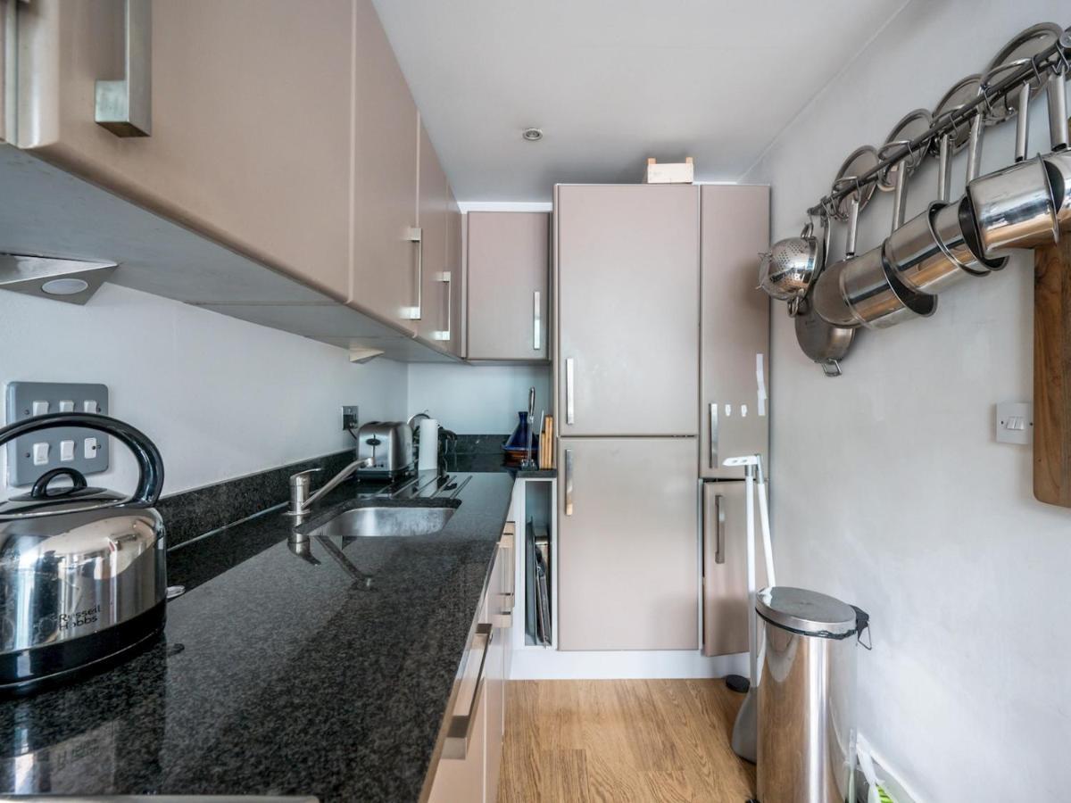 Apartment Cosy And Spacious Flat Near Bridge
