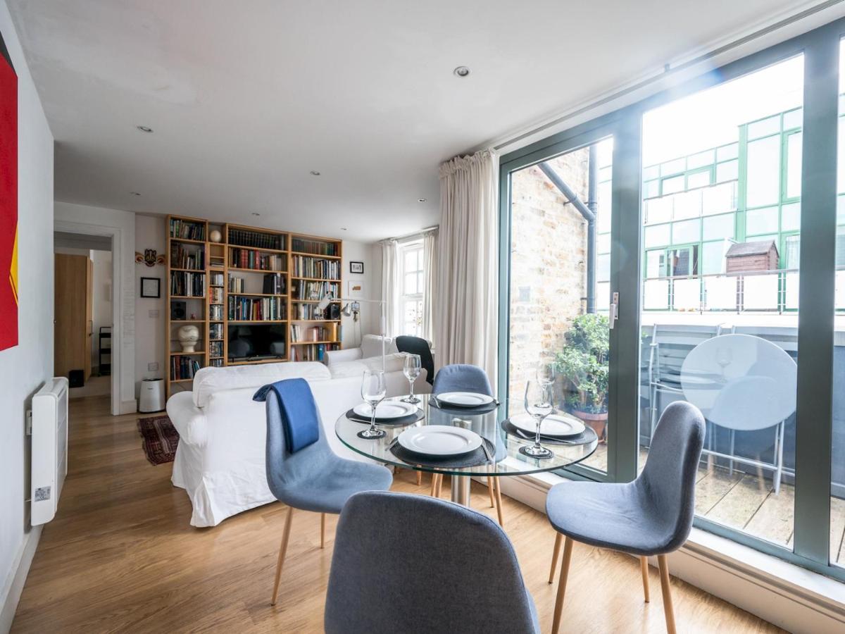 Cosy And Spacious Flat Near Bridge London