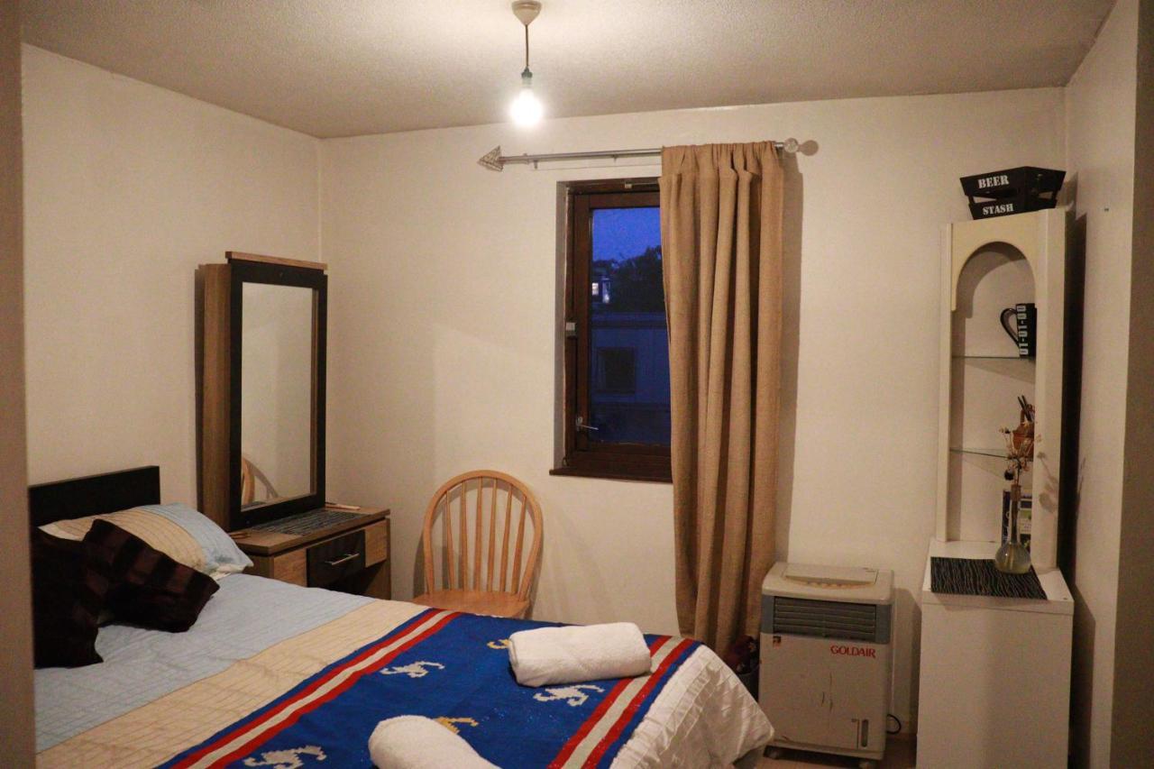 Comfortable 2-bed House In Zone 2 Сasa de vacaciones Londres