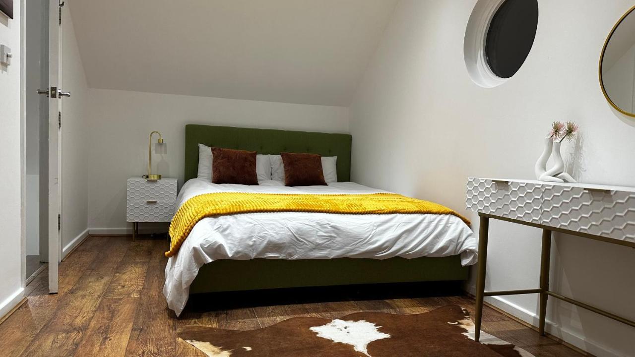 Aldo's 2 Bedroom Townhouse N1 Vakantiehuis Londen