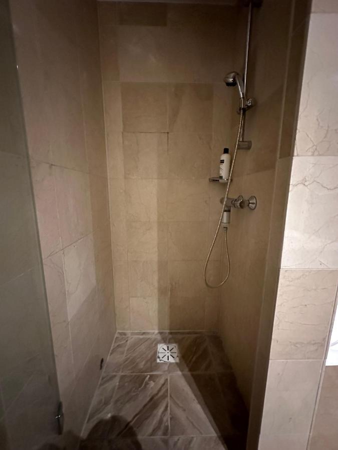 Spacious One-bedroom In Canary Wharf * Londen