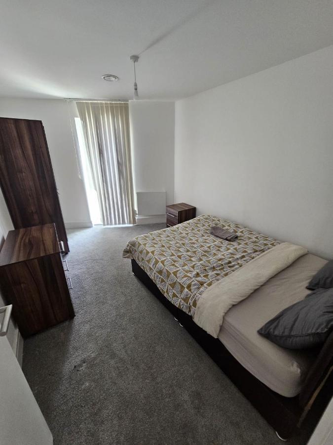 Hippersley Point, Tilston Bright Square, Abbey Wood, Se2 9dr, Uk