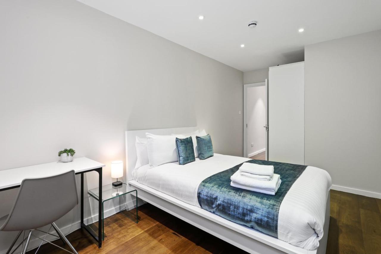 Spacious 1 Bedroom Flat * London