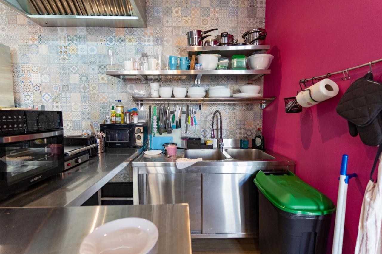 Hostelle - Women Only Hostel *