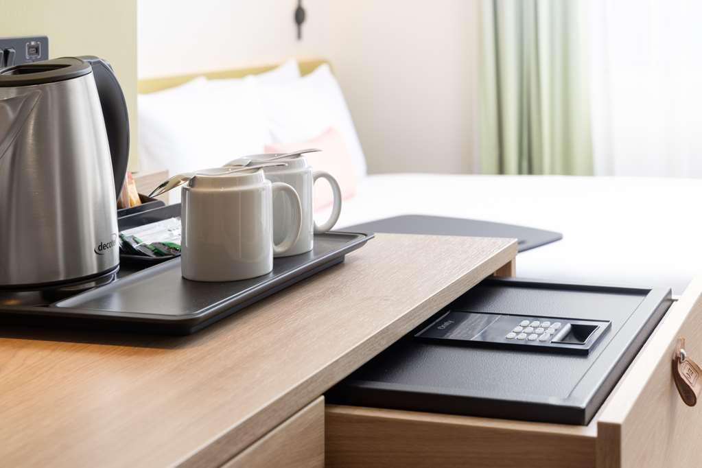 Hampton By Hilton Old Street 3*