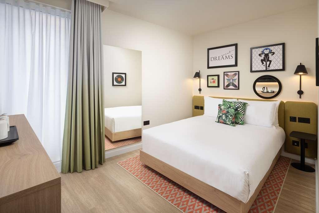 Hampton By Hilton Old Street Hotel London