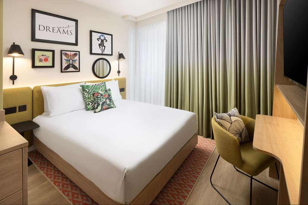 Hampton By Hilton Old Street 3* London